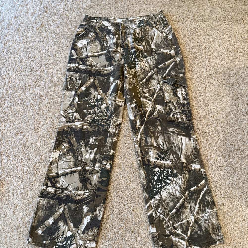 Wide Leg Camouflage Cargo Pants
